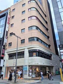 大阪梅田の店舗物件