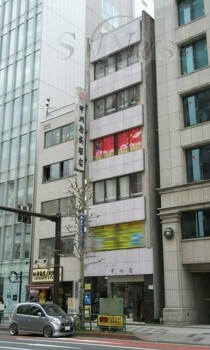 新宿三丁目の店舗物件