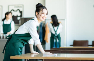 蒸し暑くなるこの季節。あらためて食中毒予防の「衛生管理」を徹底しよう!
