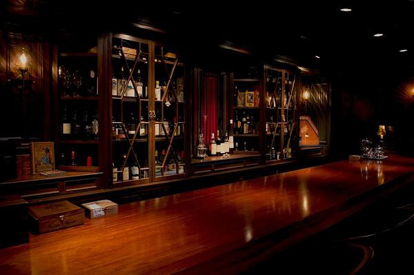 Bar STERNE レストラン・ダイニングバー, バーの内装・外観画像