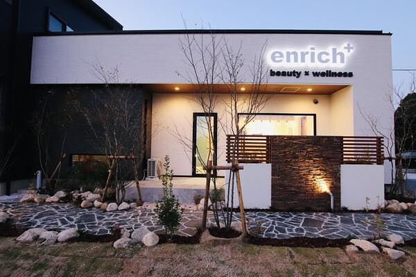 enrich+ 美容室の内装・外観画像