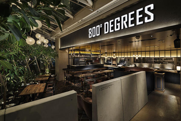 800°国際フォーラム店 レストラン・ダイニングバーの内装・外観画像