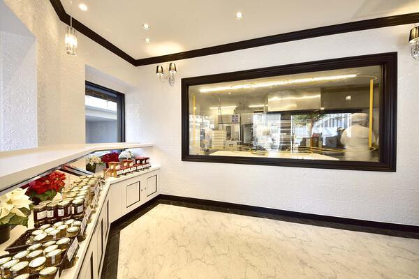 フルールドゥリュクス伏見店 食パンの内装・外観画像