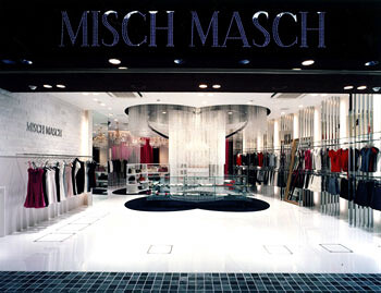 MISCH MASCH　心斎橋筋店 アパレルの内装・外観画像