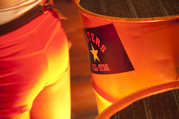 HOOTERS nakanoshima banks