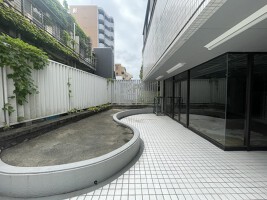 外観・内観