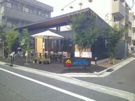 外観・内観