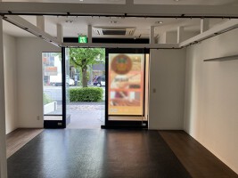 外観・内観