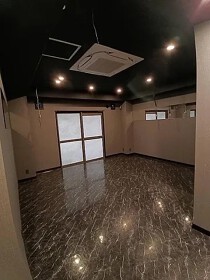 京橋の店舗物件