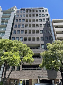 貿易センターの店舗物件