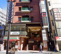 西武新宿の店舗物件
