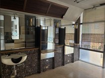 天王町の店舗物件