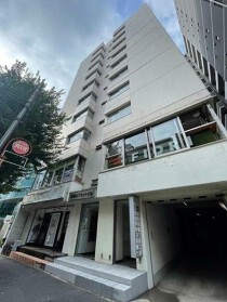 新宿御苑前の店舗物件