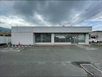 服部川の店舗物件