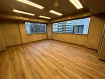 淡路町の店舗物件