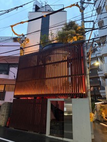 乃木坂の店舗物件