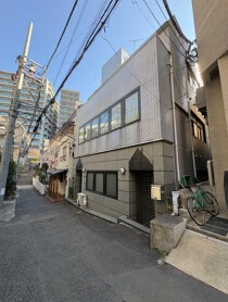 四谷三丁目の店舗物件