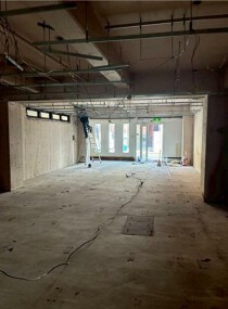 梅屋敷の店舗物件