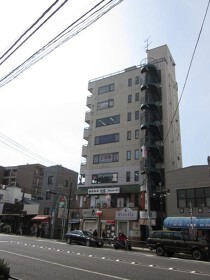石川町の店舗物件