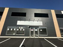 八街の店舗物件