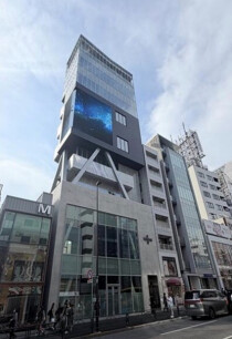 明治神宮前の店舗物件