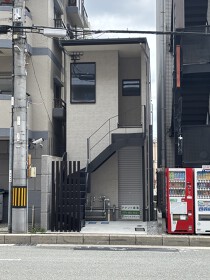 二条の店舗物件