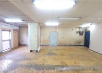 福大前の店舗物件