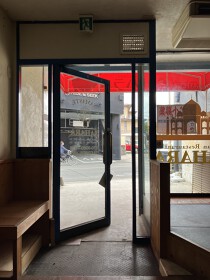 茶山の店舗物件