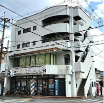 西京極の店舗物件