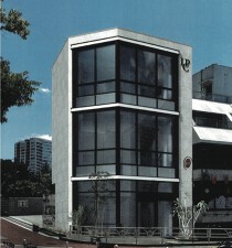 外苑前の店舗物件