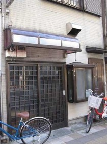 赤土小学校前の店舗物件