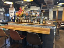 紫の居抜き物件