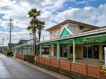 六軒の店舗物件