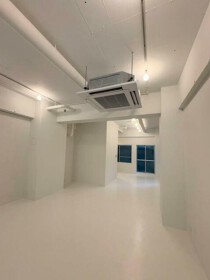 四谷三丁目の店舗物件