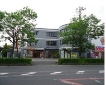 新三郷の店舗物件