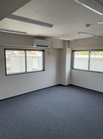 鶴ヶ峰の店舗物件