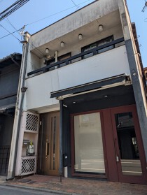 二条城前の居抜き物件
