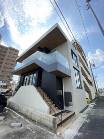 いりなかの店舗物件