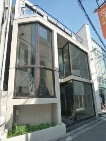 明治神宮前の店舗物件
