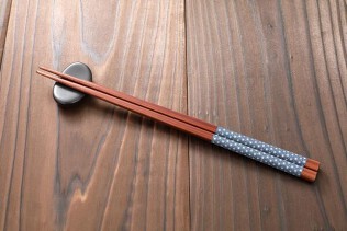 エコ箸と割り箸。飲食店が選ぶべきお箸はどちら？特徴と選び方を紹介