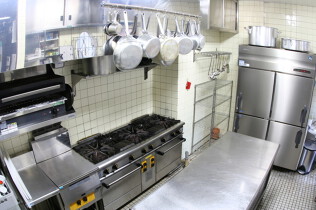 業務用厨房機器の買取を依頼する際の注意点！高価買取のポイントも。