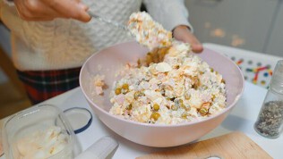 「大皿料理」で宴会効率アップ！取り分けやすく豪華に見える「大皿・盛鉢」の選び方