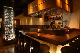 オストレア　赤坂見附店