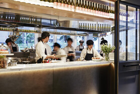 bills 大阪(ビルズ　オオサカ)　