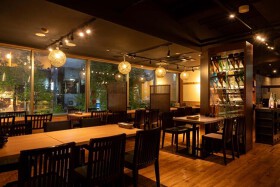焼酎・黒豚　芋蔵　銀座店