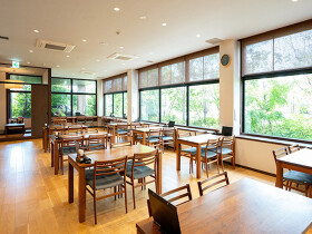 天然温泉風の森　お食事処鶴亀