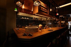 食堂 フォーエバーヤング