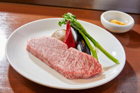 神戸プレジール三宮本店