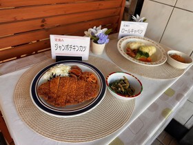 古賀オール東京工場 社員食堂