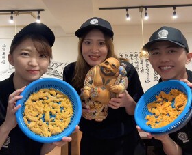 うに専門店 世壱屋 函館駅前店